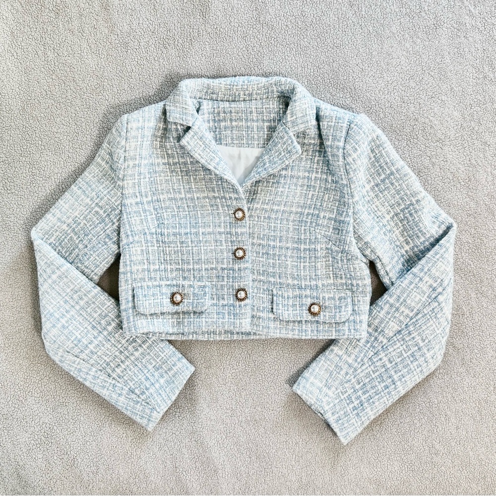 Elegant Light Blue Tweed Cropped Blazer